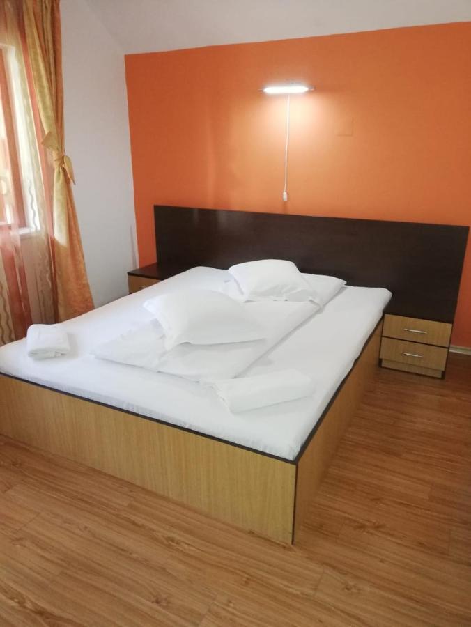 Hotel La Gabi Azuga Zewnętrze zdjęcie