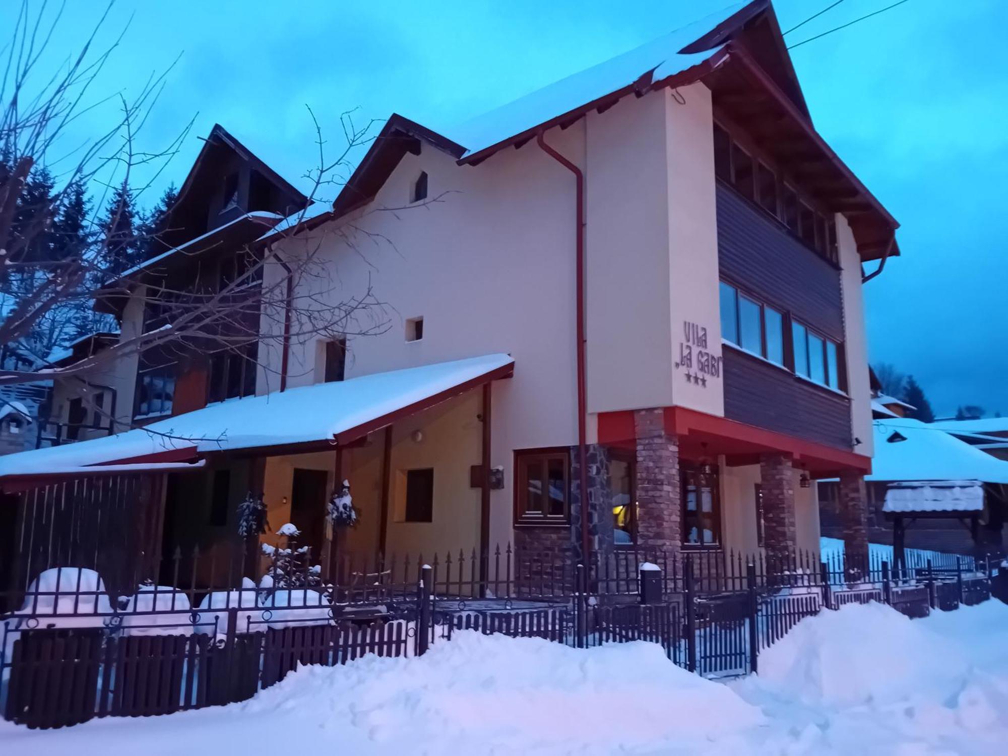 Hotel La Gabi Azuga Zewnętrze zdjęcie